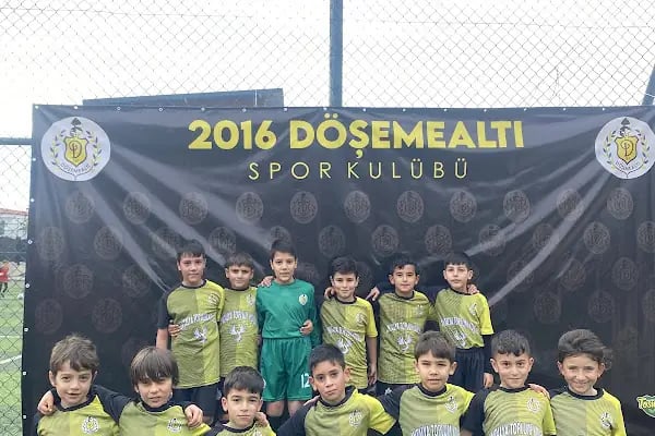 DÖŞEMEALTI FUTBOL OKULU - Resim 3