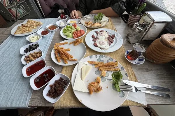 TERMİNAL RESTAURANT CAFE - Resim 3