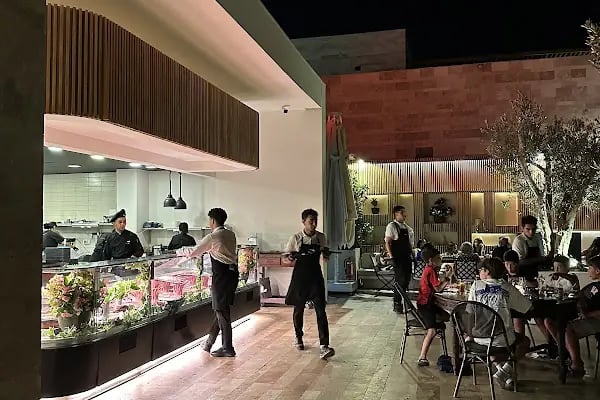 Nusr-Et Steakhouse Yalıkavak Marina - Resim 18