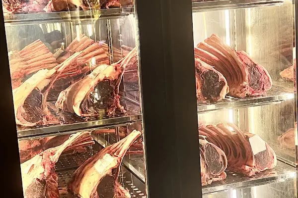 Nusr-Et Steakhouse Yalıkavak Marina - Resim 12