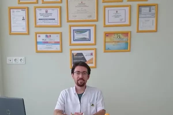 Diş Hekimi Emin Ural ATAV - Resim 12