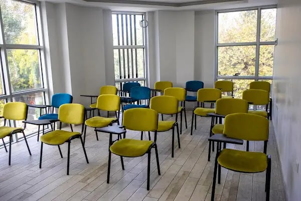 Just English Dil Okulları - İngilizce Kursu Sakarya-Adapazarı - Resim 2
