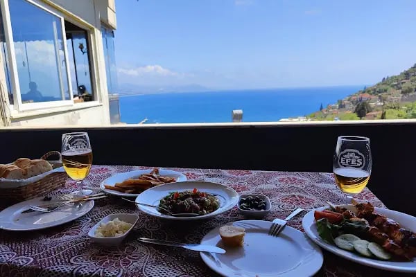 Center Kitchen &amp; Bar - Resim 7