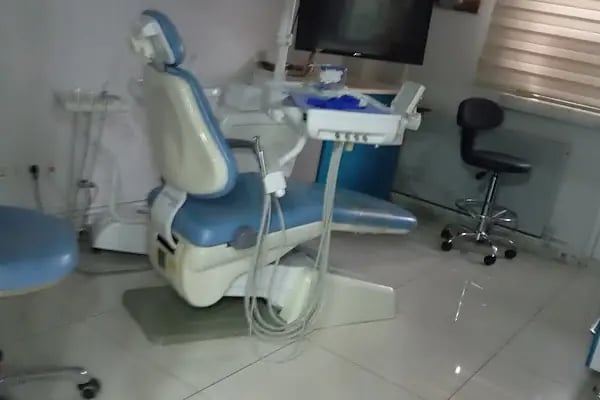Diş hekimi T. Burak Cerit /Çocuk-Erişkin - Resim 3