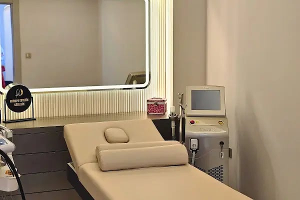 Avrupa Estetik ve Güzellik Merkezi | Soprano Ice Buz Lazer İzmir-Cilt Bakımı-Lazer Epilasyon İzmir-Beauty Center İzmir - Resim 6