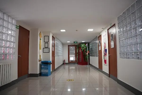 Just English Dil Okulları Bakırköy - Resim 3