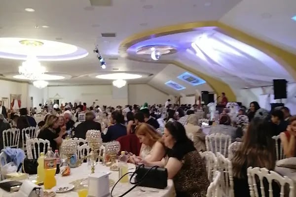 Konak Sea Garden Restoran &amp; Düğün Salonu - Resim 3