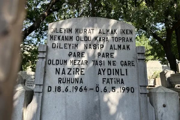 Yedikule Mezarlığı - Resim 2