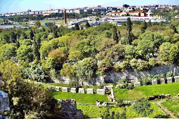 Yedikule Mezarlığı - Resim 10