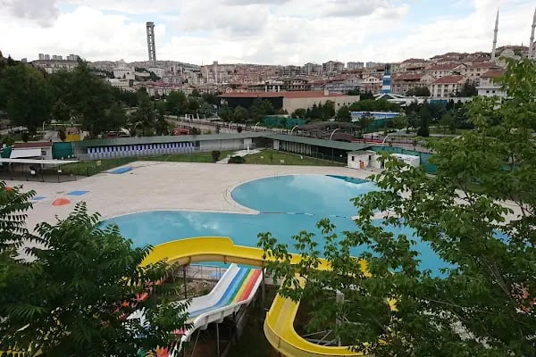Keçiören Belediyesi Kalaba Spor Merkezi ve Yüzme Havuzu - Resim 1