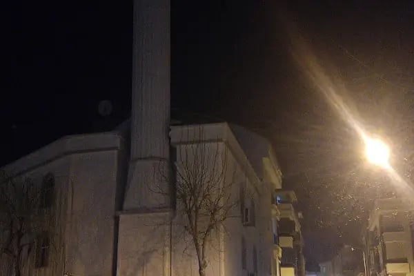 Koçlar Hacı Muhlis Ağa Ve Hacı Fatma Hatun Camii - Resim 3