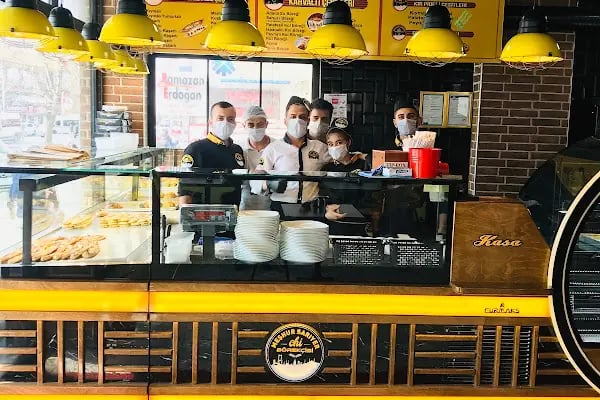 Meşhur Sarıyer börekçisi Arnavutköy - Resim 15