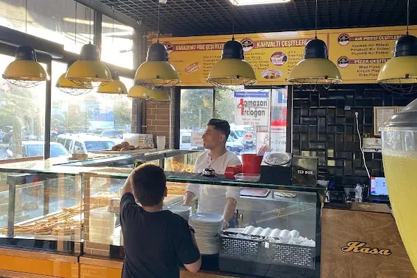 Meşhur Sarıyer börekçisi Arnavutköy - Resim 4