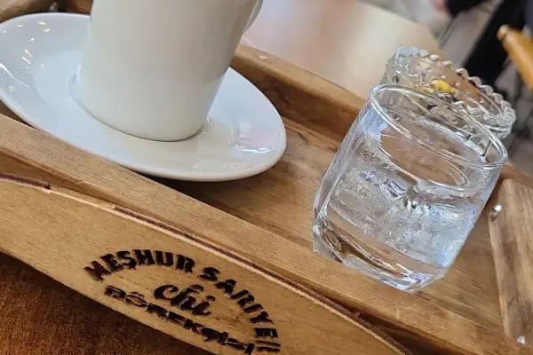 Meşhur Sarıyer börekçisi Arnavutköy - Resim 12