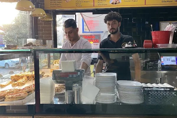 Meşhur Sarıyer börekçisi Arnavutköy - Resim 20