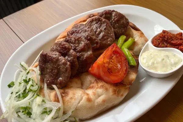 Çağıl Restoran - Resim 11