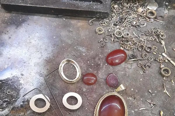Paşa Kuyumcu Atölyesi karaoğlan mahallesi başak sokak no 10 karesi balikesir - Resim 2