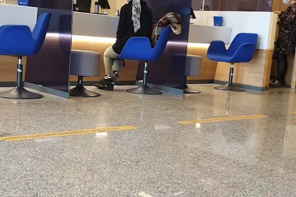 Yapı Kredi - Konya İhsaniye Şubesi - Resim 3