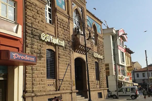 Yapı Kredi - Konya İhsaniye Şubesi - Resim 11
