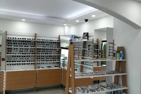 Moni Optik - Bursa Optik Mağazası - Resim 7