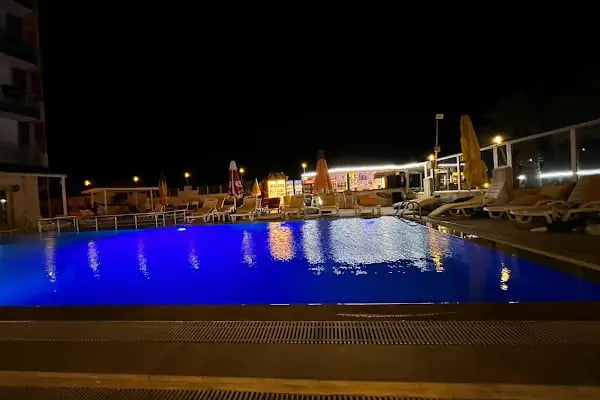 Club Rose Bay Hotel - Resim 9