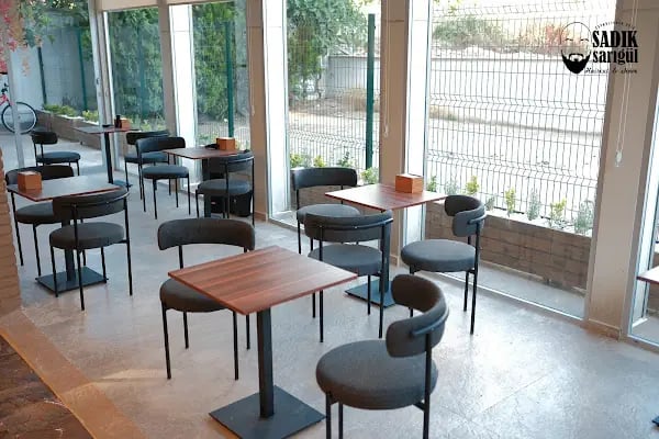 Sadık Sarıgül Kuaför salonu - Resim 7