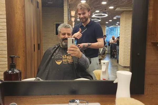 Sadık Sarıgül Kuaför salonu - Resim 16