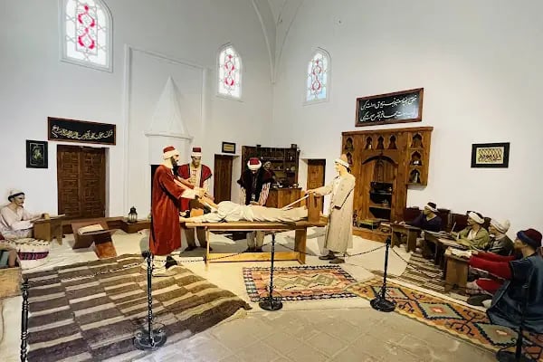 II. Bayezid Külliyesi - Sağlık Müzesi - Resim 8