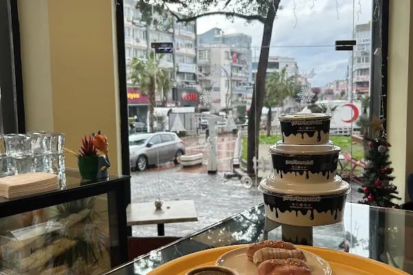 Profiterolcü Nilda Aliağa - Resim 6