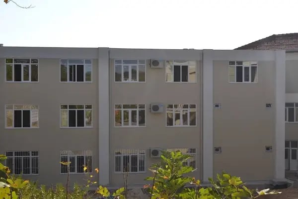 Berat Hayriye Cömertoğlu Çok Programlı Lisesi - Resim 1