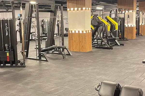 LEO GYM - Resim 18
