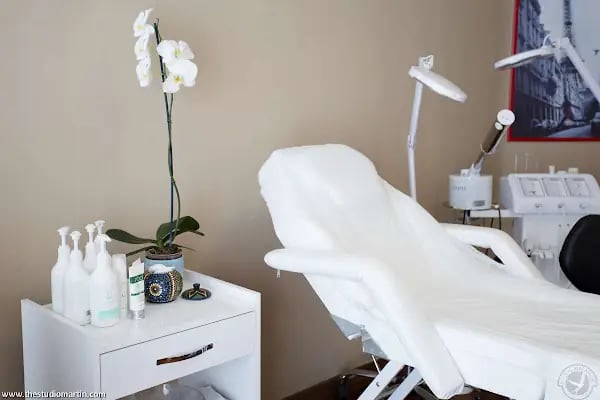 Trabzon Hair Transplant Center I مركز طرابزون لزراعة الشعر - Resim 2