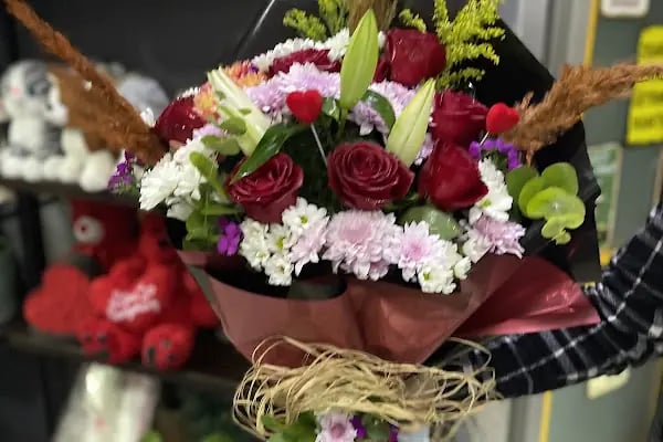 Sefaköy Çiçekçi &amp; İzden Flowers - Resim 2