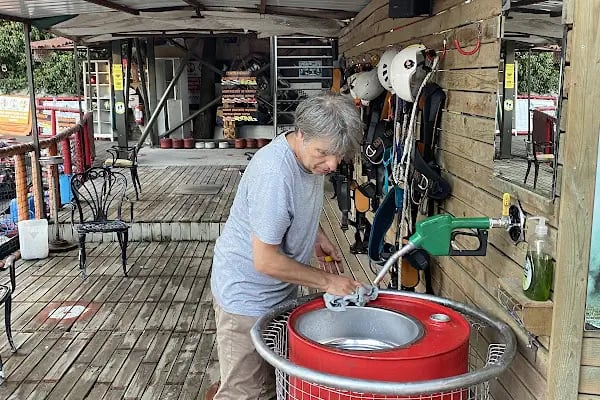 BEYLERBEYİ GOKART ÜCRETSİZ OTOPARK ( TOSFED ) KALİTE ÖDÜLLÜ AÇIK ALANLI EKSOZ GAZı YOK EĞLENCELİ GOKART PİSTİ - Resim 12