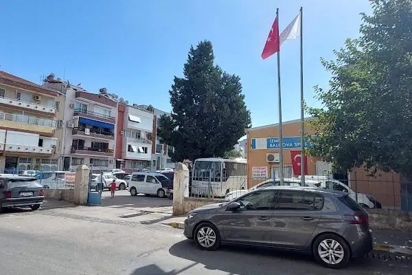İzmir Balçova Spor Salonu - Resim 3