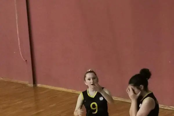 İzmir Balçova Spor Salonu - Resim 6