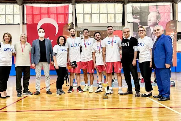 İzmir Balçova Spor Salonu - Resim 20