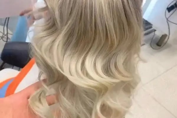H&amp;M Hair Design - Resim 11