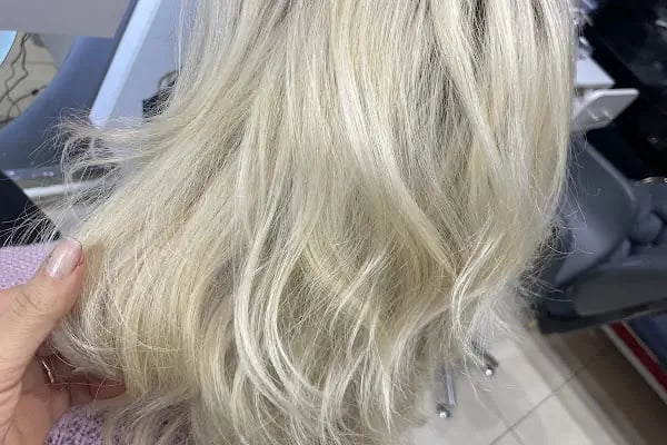H&amp;M Hair Design - Resim 9