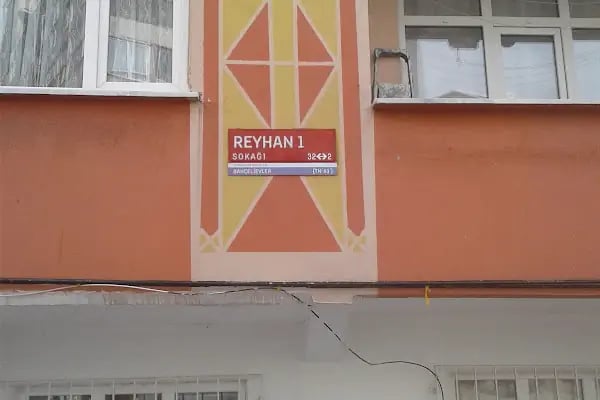 Reyhan Sk. Girişi Parkı - Resim 1