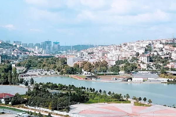 İstanbul Bilgi Üniversitesi - Resim 1