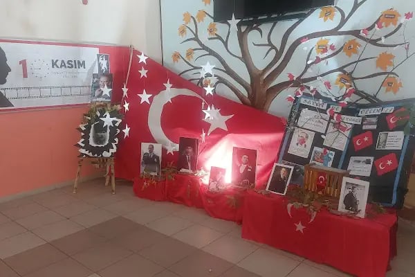 Gemlik Atatepe Ticaret Mesleki ve Teknik anadolu Lisesi - Resim 13