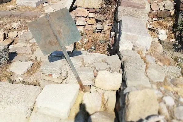 Kyme Antik Kenti - Resim 16