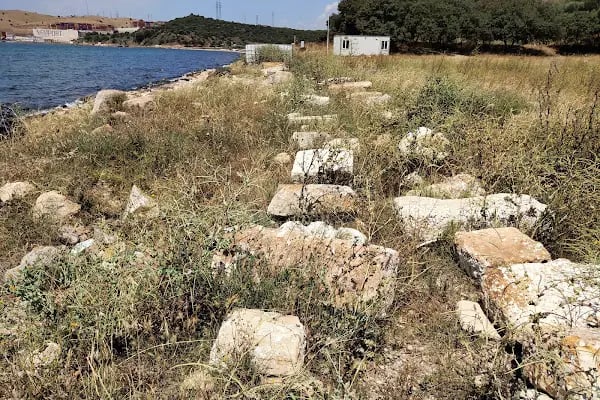 Kyme Antik Kenti - Resim 6