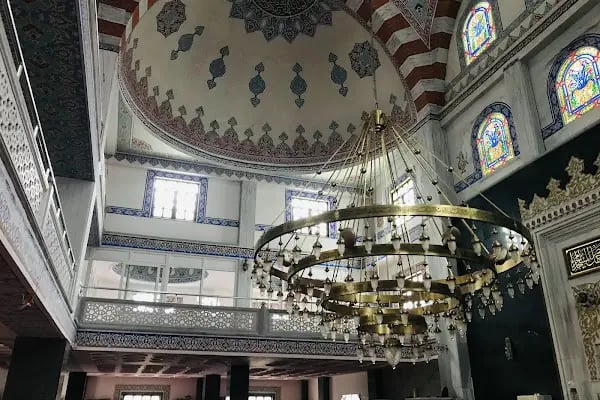 Üçyüzlü Çeşme Cami - Resim 5