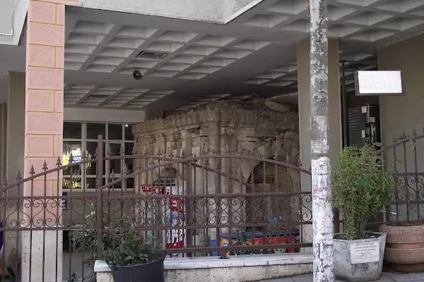 Üçyüzlü Çeşme Cami - Resim 6