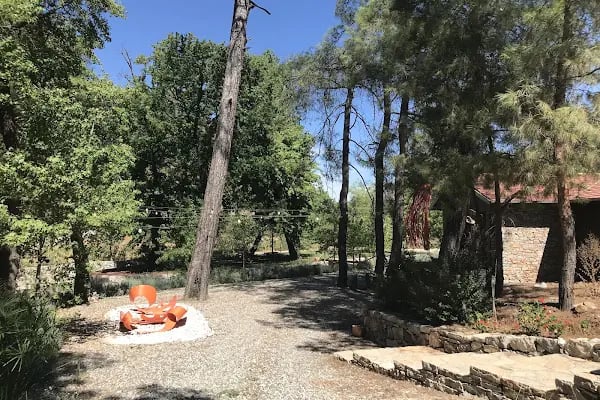 Dilara Akay Sculpture Garden - Resim 1