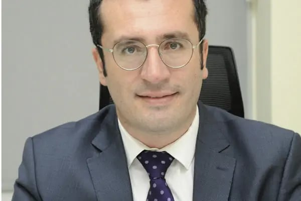 Doç. Dr. Mehmet KARADAĞ - Çocuk Ergen Genç Psikolojisi - Resim 3