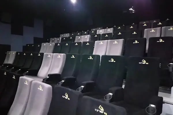 Kipa Cinens Sinema Salonu - Resim 1