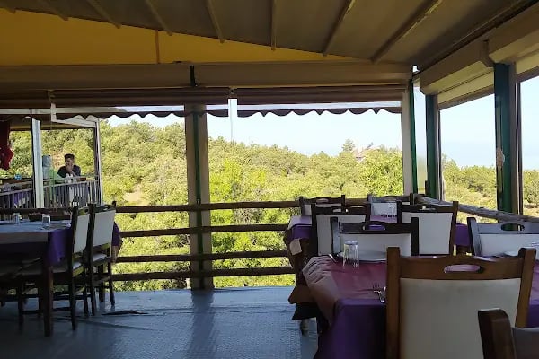Yaka Manastır Atik Restoran - Resim 7